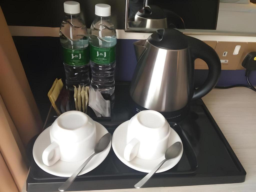Grand Medallion Hotel Kuching Ngoại thất bức ảnh