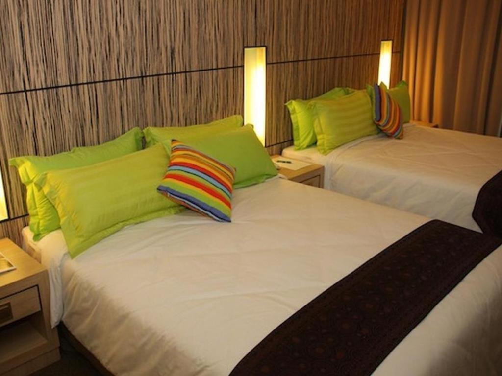 Grand Medallion Hotel Kuching Ngoại thất bức ảnh