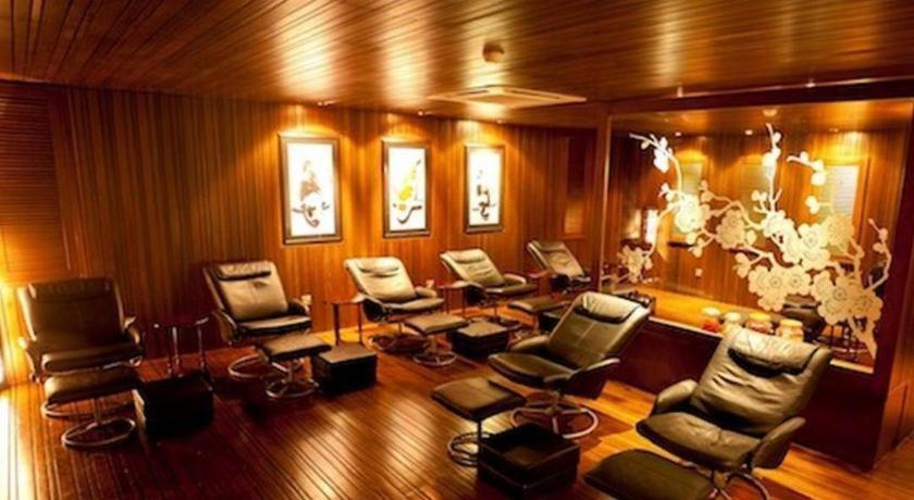 Grand Medallion Hotel Kuching Ngoại thất bức ảnh