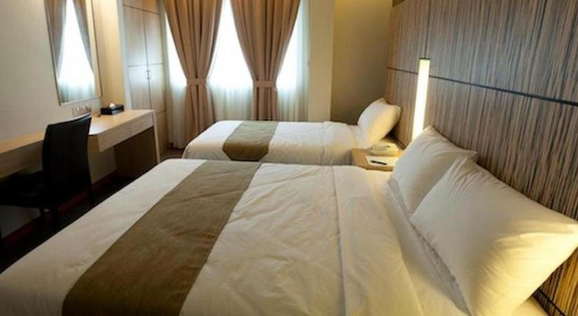 Grand Medallion Hotel Kuching Ngoại thất bức ảnh