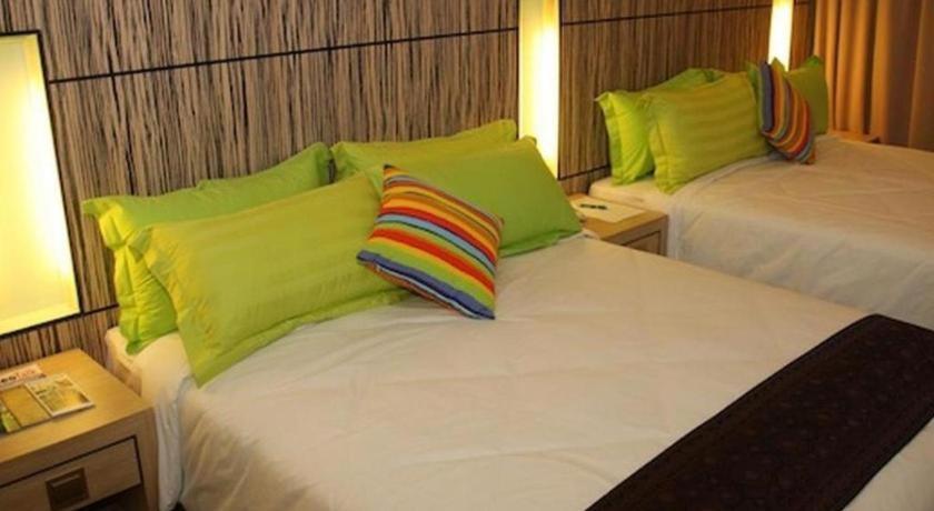 Grand Medallion Hotel Kuching Ngoại thất bức ảnh