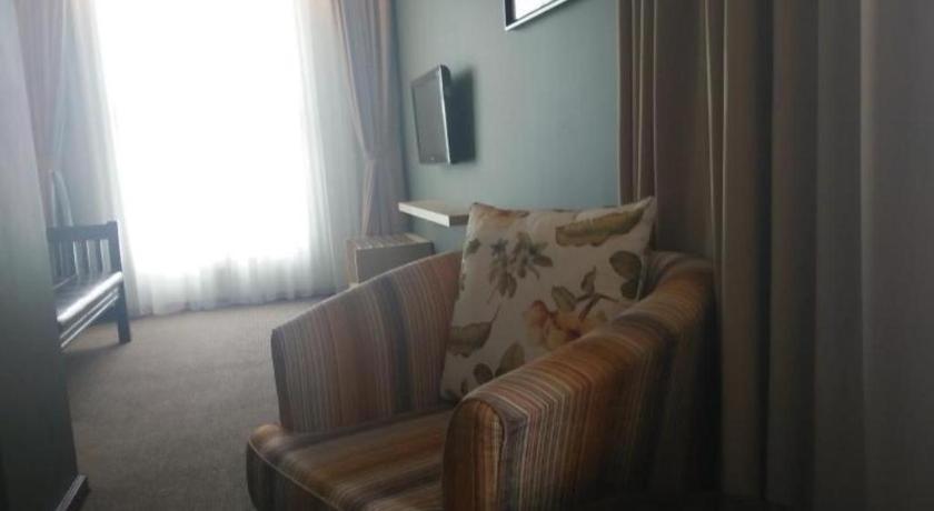 Grand Medallion Hotel Kuching Ngoại thất bức ảnh